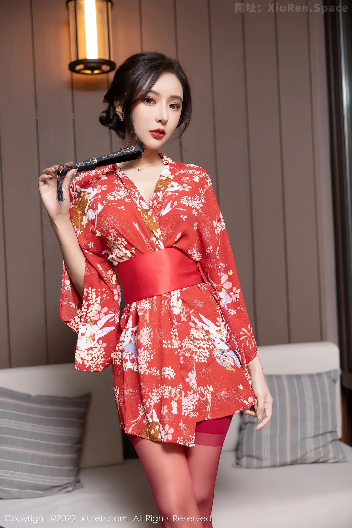 图片[4]-[XiuRen秀人网]VOL.4748 女神王馨瑶yanni性感红色日式和服配诱人红丝吊袜撩人诱惑写真71P-秀人网官方网站